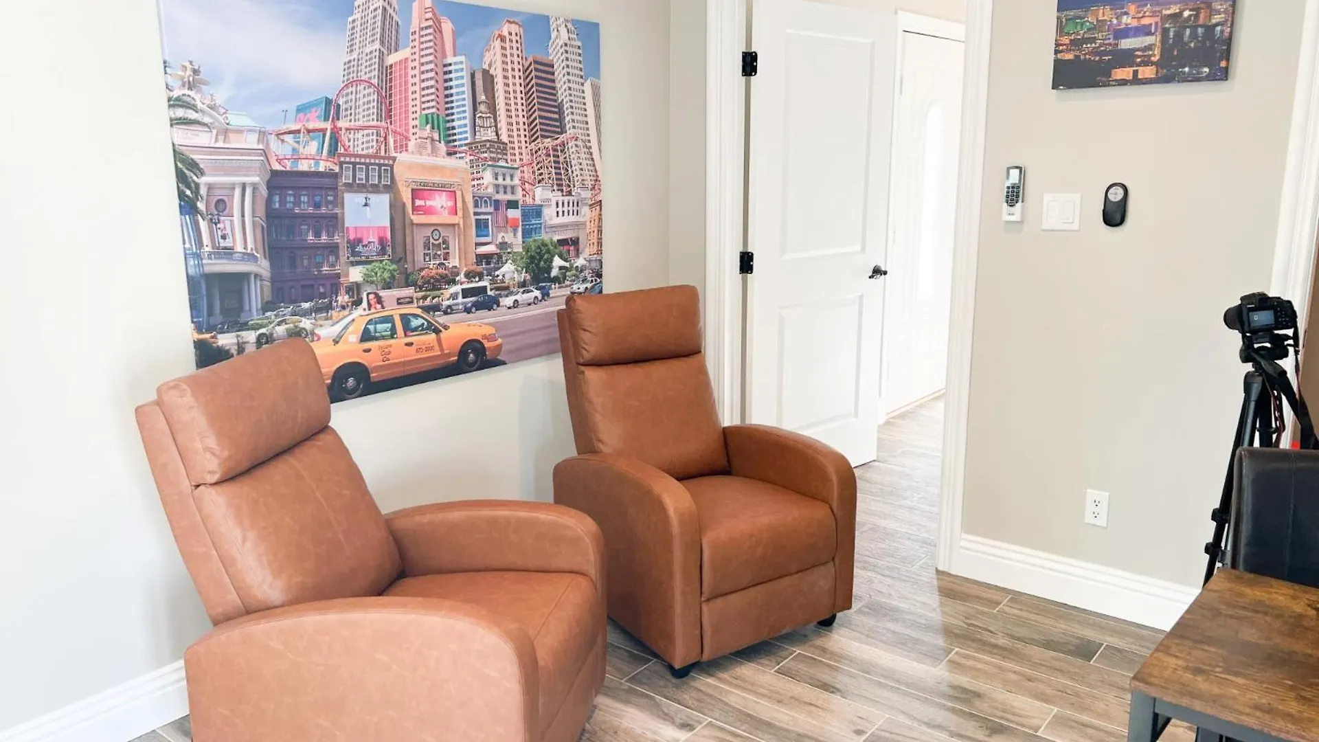 Lux Private Home - Pool, Billiards, 8 Smart Tvs, Board Games, Cotton Bedding - The Stone Sanctuary At Mccullough Hills Trailhead Las Vegas 0*,  États-Unis