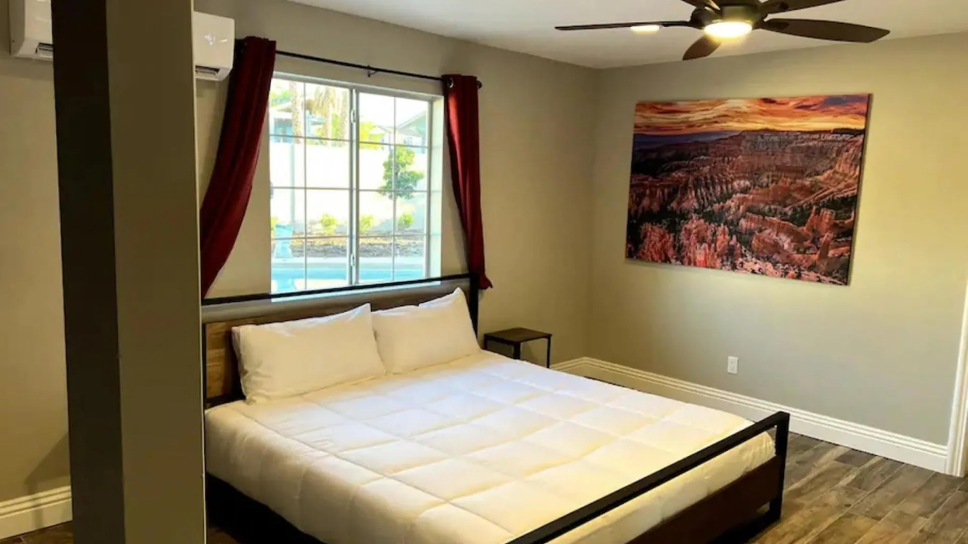 Hébergement de vacances Lux Private Home - Pool, Billiards, 8 Smart Tvs, Board Games, Cotton Bedding - The Stone Sanctuary At Mccullough Hills Trailhead Las Vegas