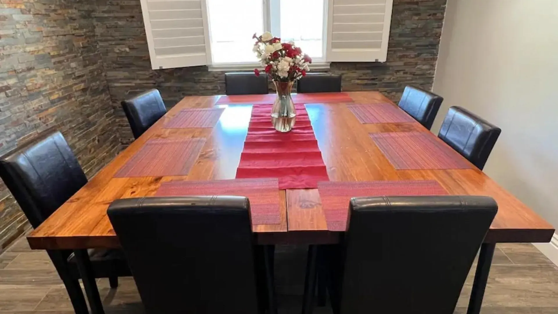 Lux Private Home - Pool, Billiards, 8 Smart Tvs, Board Games, Cotton Bedding - The Stone Sanctuary At Mccullough Hills Trailhead Las Vegas