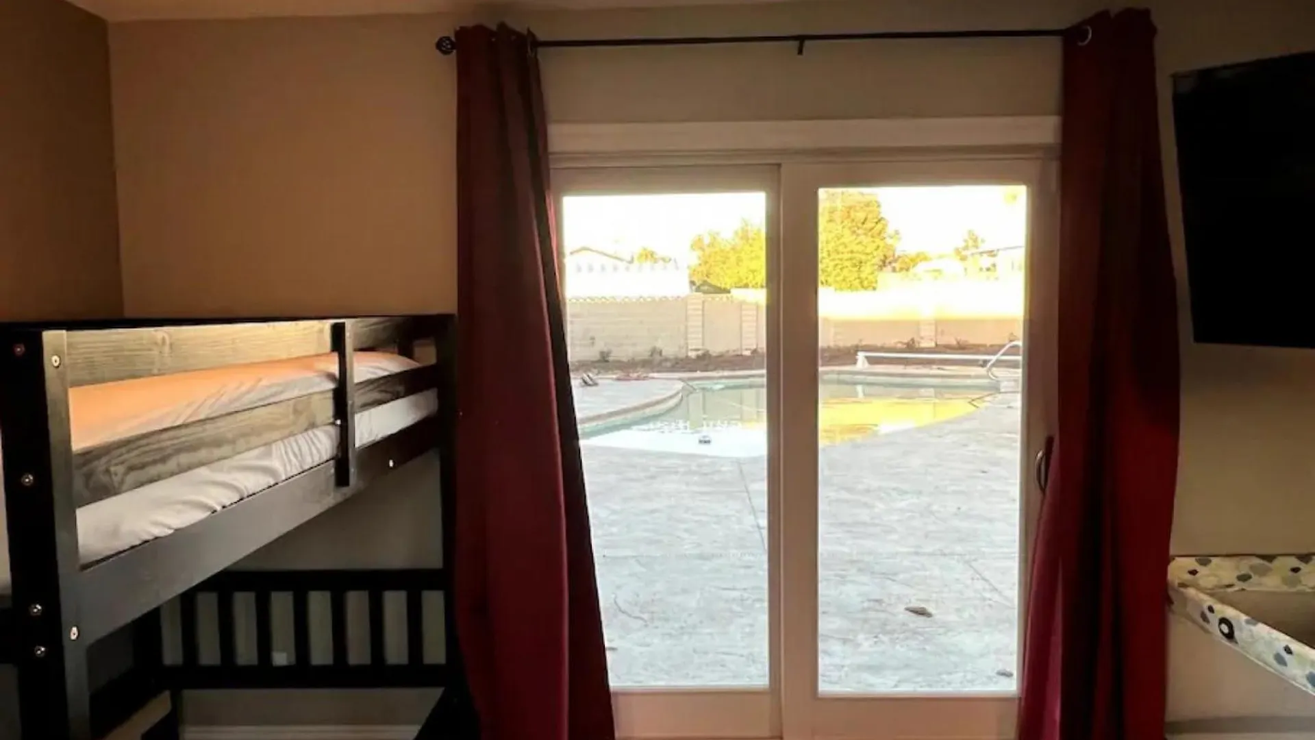 Lux Private Home - Pool, Billiards, 8 Smart Tvs, Board Games, Cotton Bedding - The Stone Sanctuary At Mccullough Hills Trailhead Λας Βέγκας